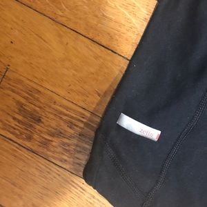 Zella black cropped leggings